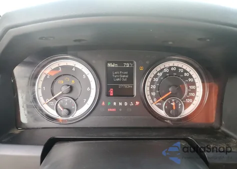 2022 Ram 1500 Classic Tradesman из США, поврежденный, VIN 3C6JR6DG2NG412645